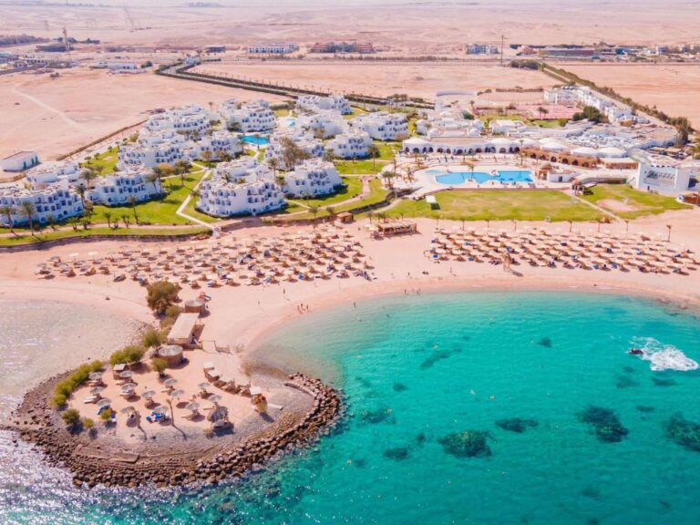 Mercure Hurghada Hotel bovenaanzicht van het heel het hotel