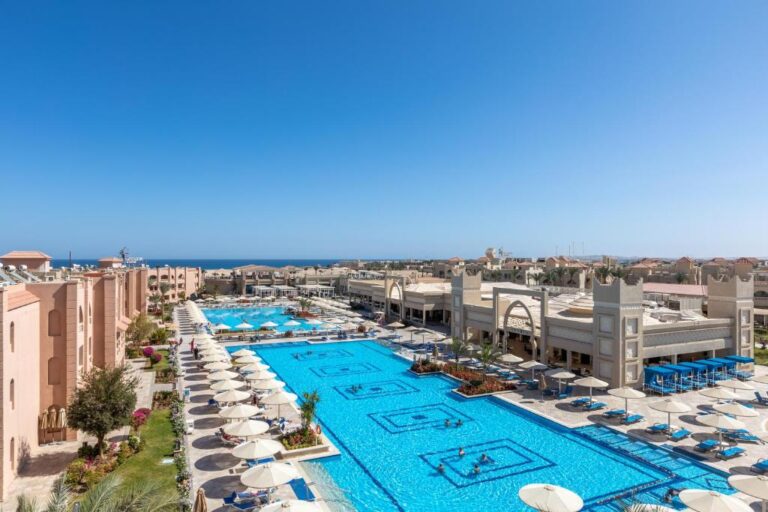 Pickalbatros Aqua Vista Resort Hurghada zwembaden