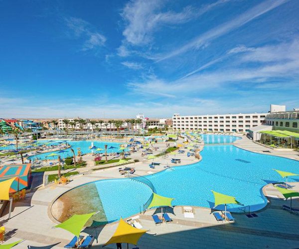 Hotel Titanic Resort & Aquapark Hurgahada zwembad