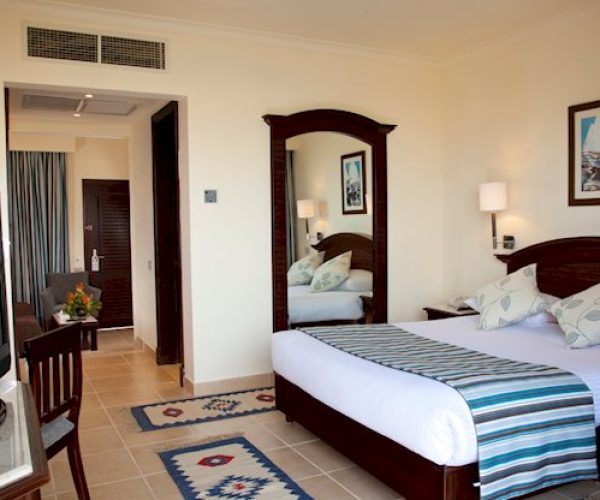 hurghada coral beach hotel in hurghada een van de slaapkamers waar je terrecht kan komen