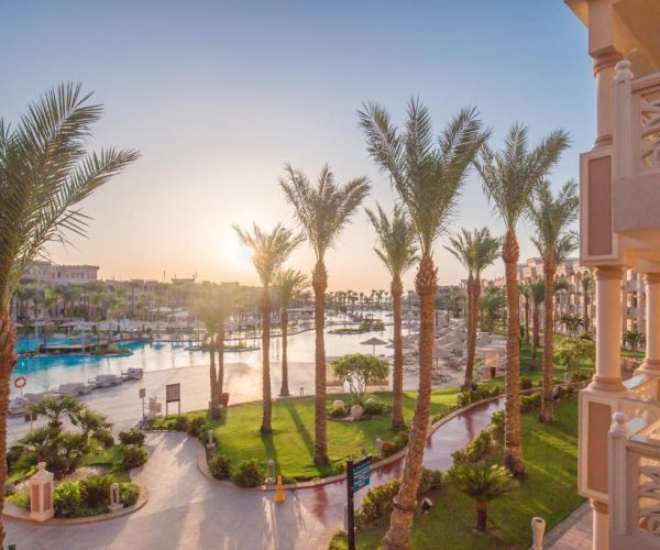 Pickalbatros Palace Aqua Park Hurghada uitizicht vanaf het balkon