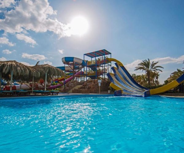 Sunrise Select Aqua Joy Resort Hurghada glijbanen